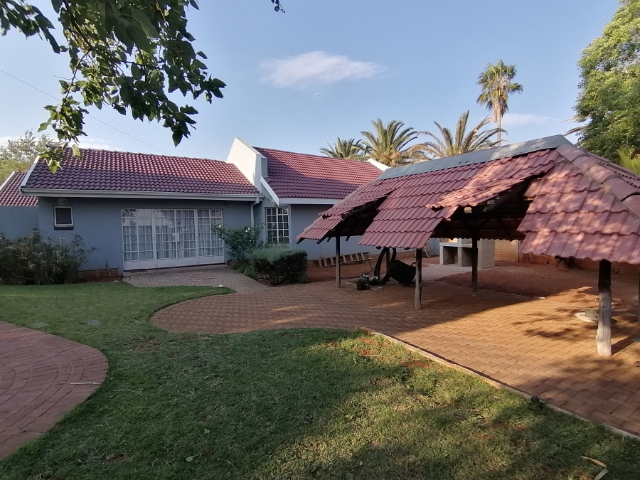 4 Bedroom Property for Sale in Doringkruin North West